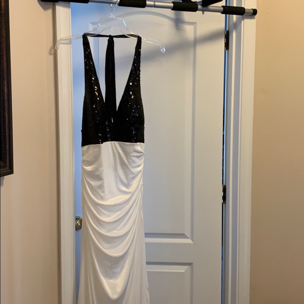 Black and white top sequin dress(New)